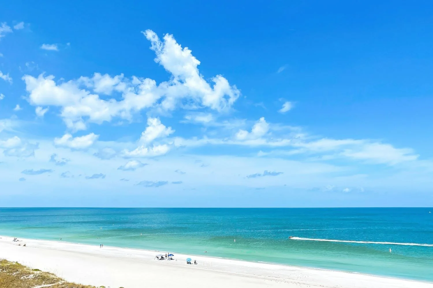Blue skies and turquoise Gulf water